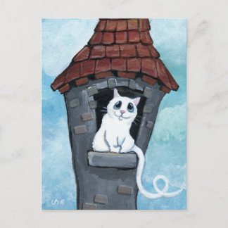 Gato blanco en las postales de la torre de un cuen