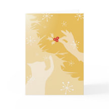 Gato blanco y Holly, en dorado, tarjeta de Navidad