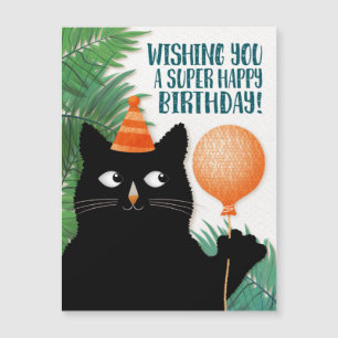 Gato con gorra de cumpleaños, globo y plantas