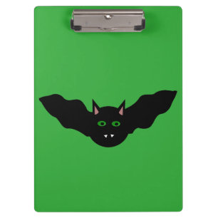 Gato de vampiro frente al portapapeles de Hallowee