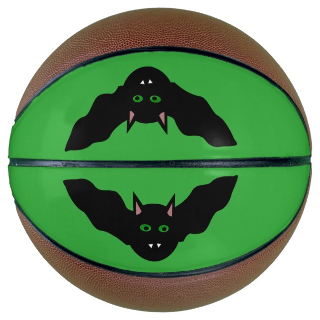 Gato de vampiros frente a las pelotas de baloncest (Anverso)