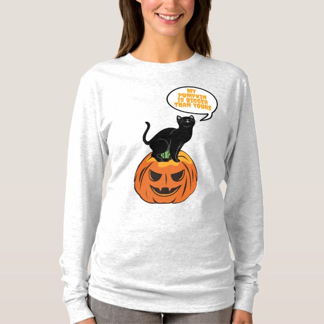 gato negro en calabaza, camiseta de Halloween (Anverso)