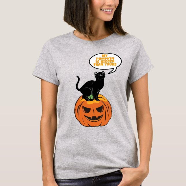 gato negro en calabaza, camiseta de Halloween (Anverso)