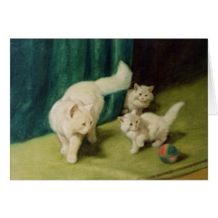 Gato persa blanco con dos gatitos