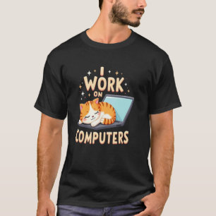 Gato Travieso Trabajo en Computadoras Camiseta