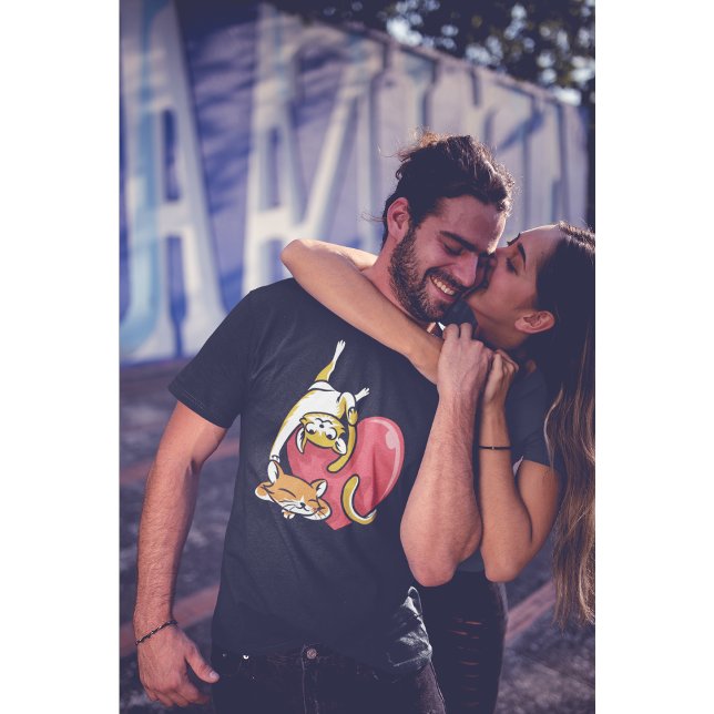 Gatos cortos enamorados adorables camisetas del dí (Subido por el creador)