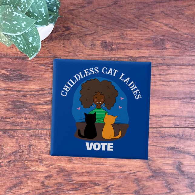Gatos sin hijos Damas Votar botón de pines (Childless Cat Ladies Vote Blue Square Pinback Button .)