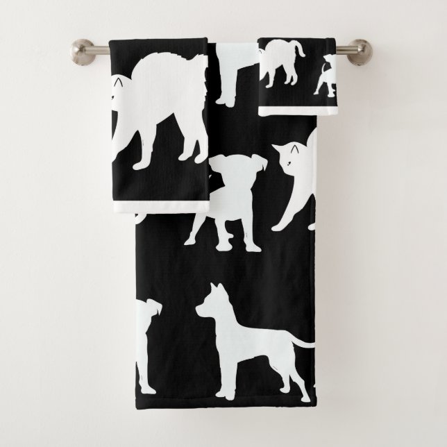 Gatos y perros negros y blancos (In situ)