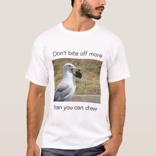 Gaviota con un poco de consejo, en una camiseta