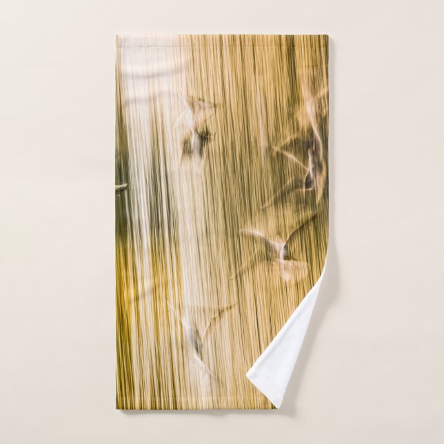Gaviotas voladoras - abstractas (Toalla de mano)