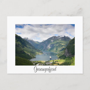 Geirangerfjord ver tarjeta de borde blanco