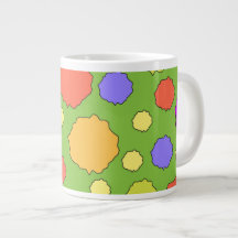 Taza de café brillante y colorida con lunares