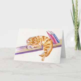 Ginger Kitten durmiente con libros Tarjeta de feli
