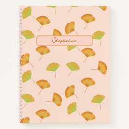 Gingko deja cuaderno en espiral con motivos