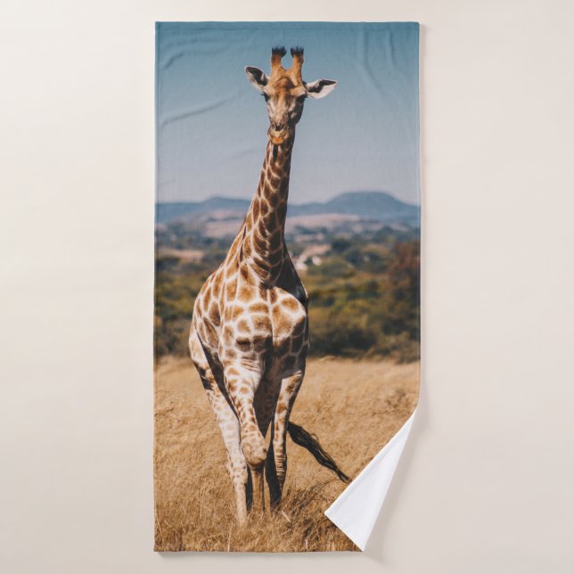 GIRAFFE RODEADO DE GRASA MARRÓN (Toalla de baño)