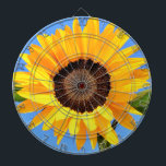 Girasol amarillo en el tablero Blue Sky Dart<br><div class="desc">Placas Dart con girasol amarillo contra el sol en el cielo azul - Día de verano - naturaleza de las flores de foto - También puede personalizar - Elegir / Añadir su foto única - Imagen / Texto - Nombre / Color / Fuente / Tamaño / más - Hacer su...</div>
