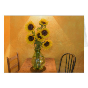 Girasoles en jarrón sobre mesa 2