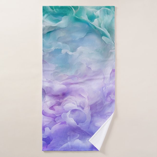 Giro de nubes azul y púrpura (Toalla de baño)