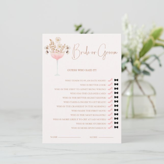 Glass Beige Wildflowers Bride o Groom Game Card (Anverso de pie)