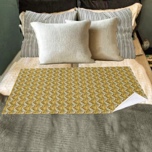 Glimmer De Amor (Hearts & love for your bath, with the Glitter Of Love Bath Towel!)