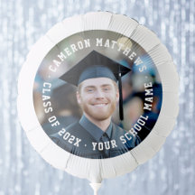 Foto de graduación de estudiante con fuente modern