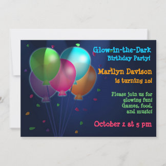 Globos brillan en las invitaciones a la fiesta osc