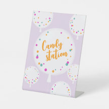 Globos de cumpleaños lilac de señal peatonal perso