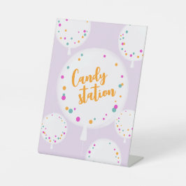 Globos de cumpleaños lilac de señal peatonal perso