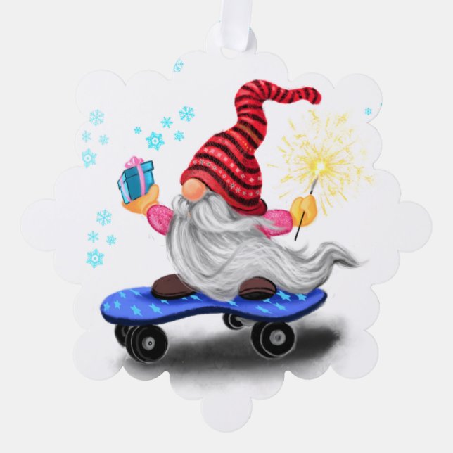 Gnome del patinador con regalos Tarjeta de Ornamen (Anverso)