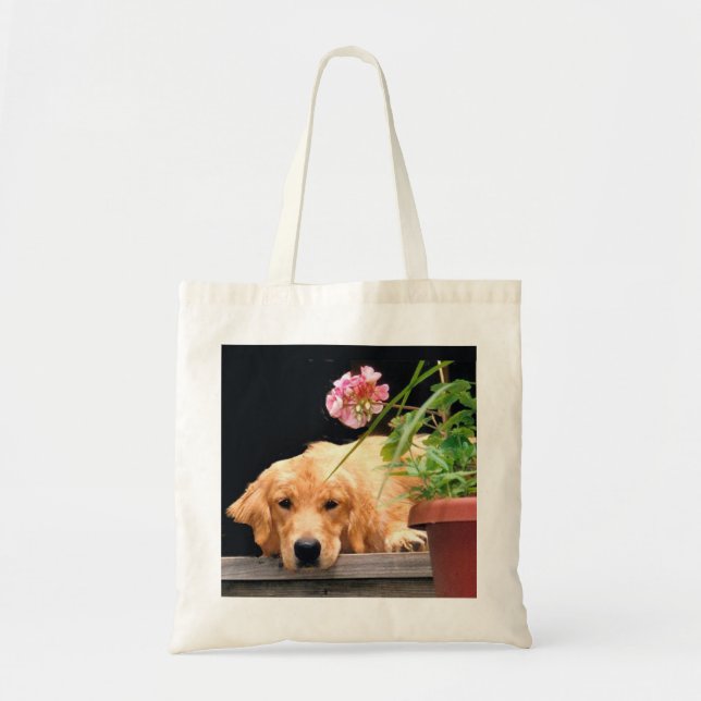 Golden retriever con la bolsa de asas de la flor (Frente)