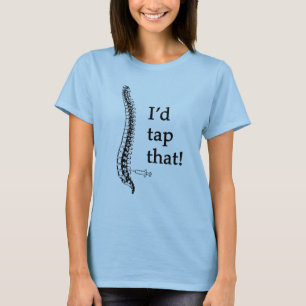 Golpearía ligeramente la esa camiseta de las