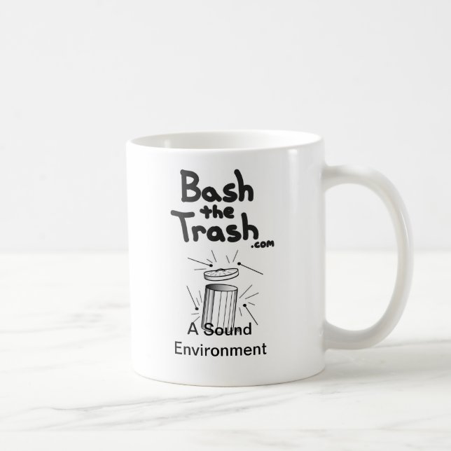 Golpee la taza de la basura (Derecha)