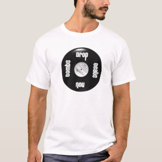 Golpes del descenso, no camiseta de las bombas -