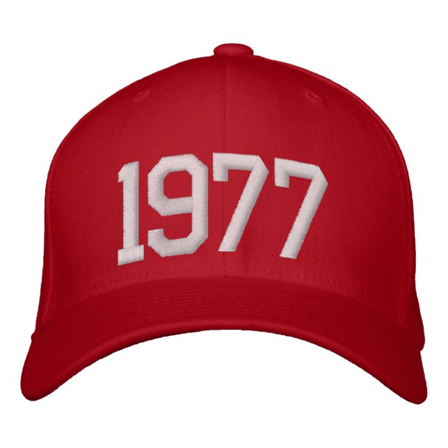Gorra Bordada Año 1977 (Anverso)