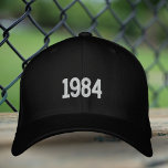 Gorra Bordada Año de Nacimiento Papá Embroider Gorra, Flexfit Bl<br><div class="desc">El Flexfit Black Wool Cap, Gorra bordado Minimalista de papá en 1984, año de nacimiento simple, es perfecto para un padre moderno y deportivo. 🦋 AVISO: el texto de la parte posterior. 🦋 Puede personalizar fácilmente el producto añadiendo su propio año y texto ("papá", "padre"... ) para hacerlo completamente único....</div>