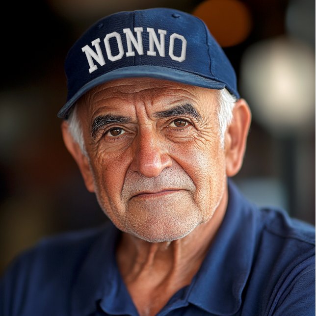 Gorra Bordada Arco Atlético Nonno (Nonno athletic arched embroidered text on navy baseball cap for Italian grandfather gift)