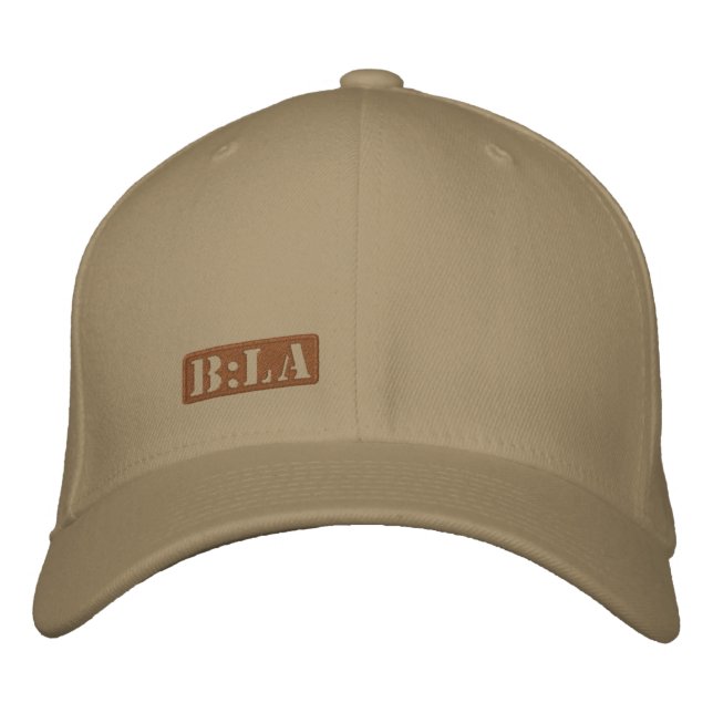 GORRA BORDADA BLA CAPS (Anverso)