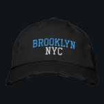 Gorra Bordada BROOKLYN NYC sobre el estilo de la cosecha negra<br><div class="desc">BROOKLYN Jade NYC y bordado de color azul claro en gorra de algodón de estilo vintage con aflicción negra. El bordado es el personalizable a otras opciones de color al seleccionar el botón de la herramienta "Editar diseño". También está disponible la opción para seleccionar la elección del color gorra en...</div>