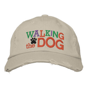 Gorra Bordada Caminando por la cápsula del perro por el SRF