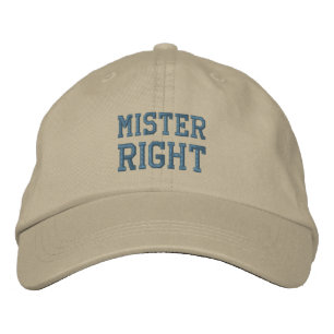 GORRA BORDADA CAPA DERECHA DEL MISMO