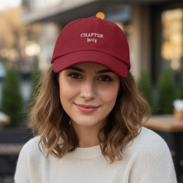 Gorra Bordada CAPÍTULO cuarenta en Rojo