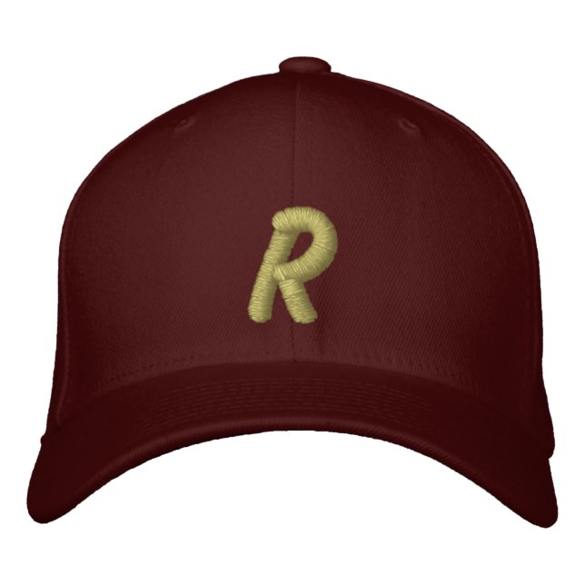 Gorra Bordada Capuchón ajustable monogramado R (Anverso)