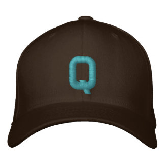 Gorra Bordada Capuchón ajustable Q monogramado