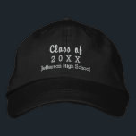 Gorra Bordada Clase de graduación de 20XX Nombre de la escuela s<br><div class="desc">Celebra tu graduación con esta genial gorra de béisbol personalizado que tiene tu clase de año y nombre escolar. Cambie fácilmente el texto y el color gorra para que coincidan con los colores de la escuela. Hace un gran placer para toda tu clase.</div>