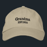 Gorra Bordada Custom Gift for Grandma Grandpa Mother’s Day Gift<br><div class="desc">Custom Embroidered Baseball Hat – Personalized Date Vintage Cap | Gift for New Grandma & Grandpa | Mother’s Day Gift</div>