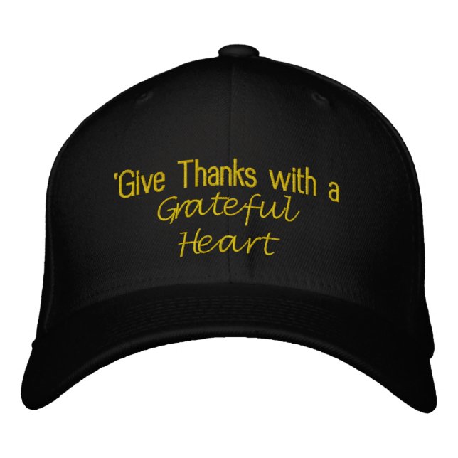 Gorra Bordada "Dad Gracias con un Corazón Agradecido" (Anverso)