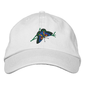 Gorra bordada de mariposa colorida