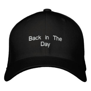 Gorra Bordada De vuelta en el día