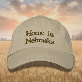 Gorra Bordada Dejando casa en Nebraska en Golden Brown