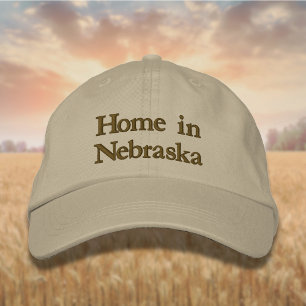 Gorra Bordada Dejando casa en Nebraska en Golden Brown